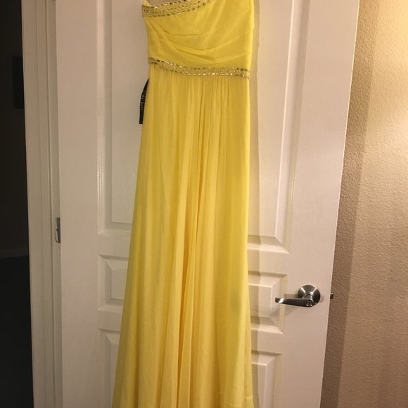 BCBG MAXAZRIA YELLOW GOWN - Picture 5 of 5